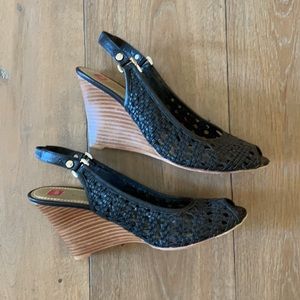 Elaine Turner Black Woven Shoes- Size 8.5